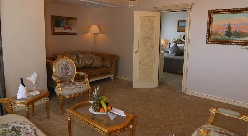Demir Hotel Diyarbakır Екстериор снимка